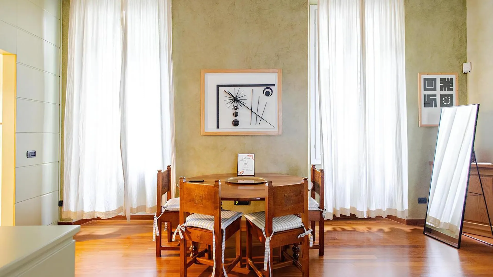 Da Vinci Suite - The Heart Of Leonardo'S Milan